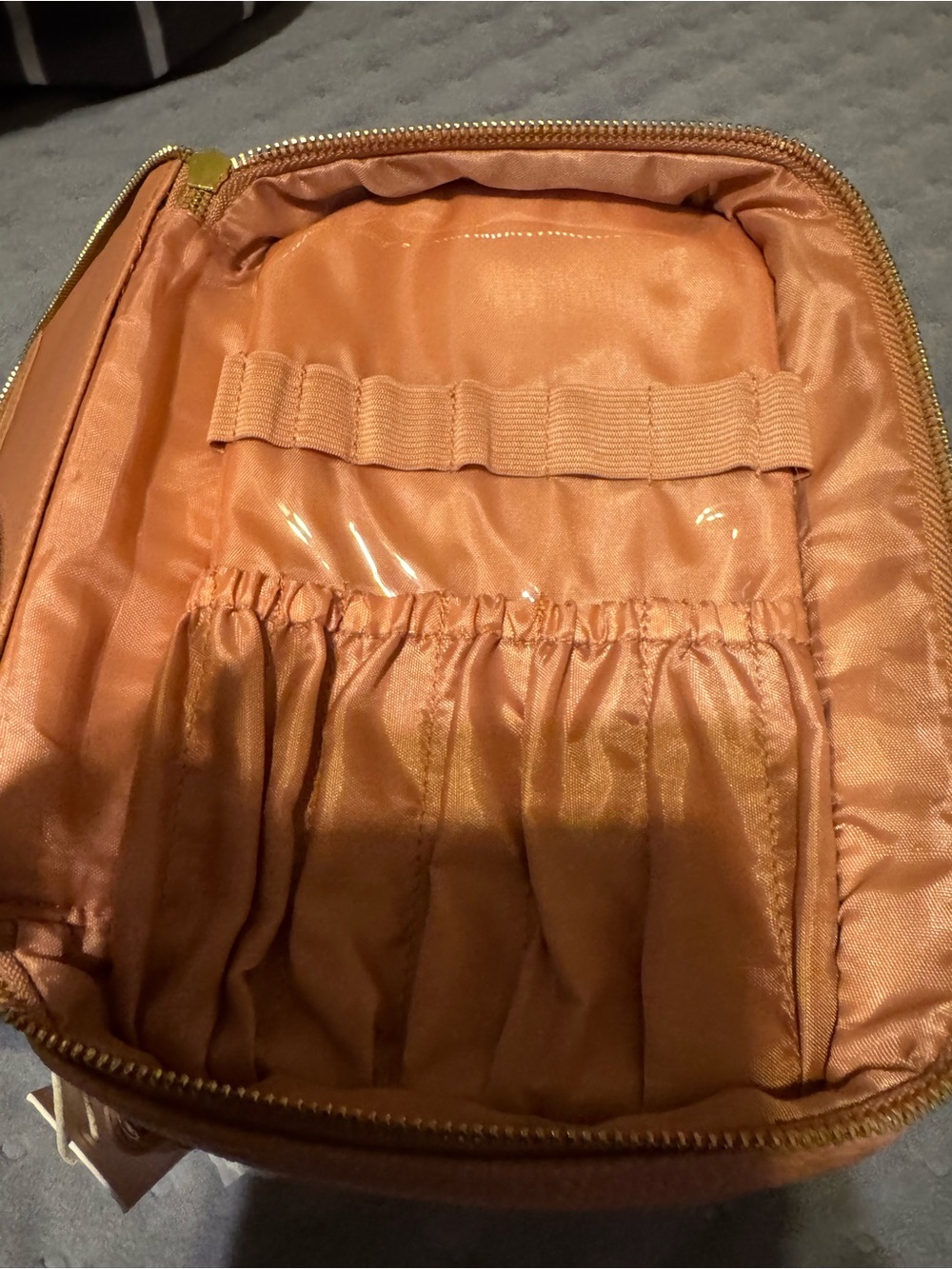 NEW Luxe Rose Textured Leather Double-Zip Cosmetic Case - Picture 7 of 13